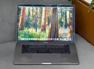 New Laptop Apple MacBook Pro 2019 32GB Intel Core i9 SSD 512GB