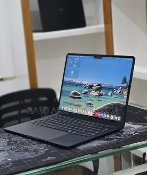 New Laptop Apple MacBook Air 2025 M4 16GB Apple M1 SSD 256GB