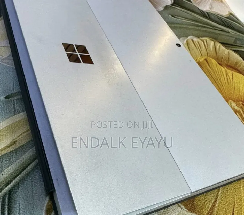 New Laptop Microsoft Surface Pro 7 16GB Intel Core i7 SSD 512GB