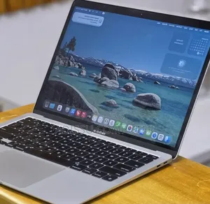 New Laptop Apple MacBook Air 2020 M1 8GB Apple M1 SSD 256GB