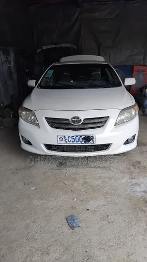 Toyota Corolla 2011 White
