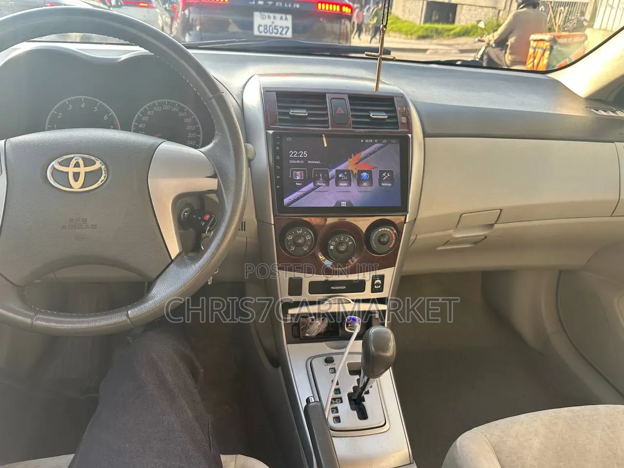Toyota Corolla 2011 White