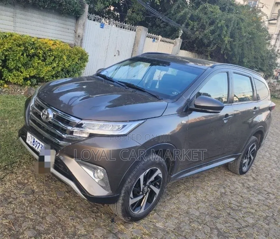 Toyota Rush 2021 Gray