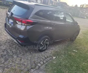 Toyota Rush 2021 Gray