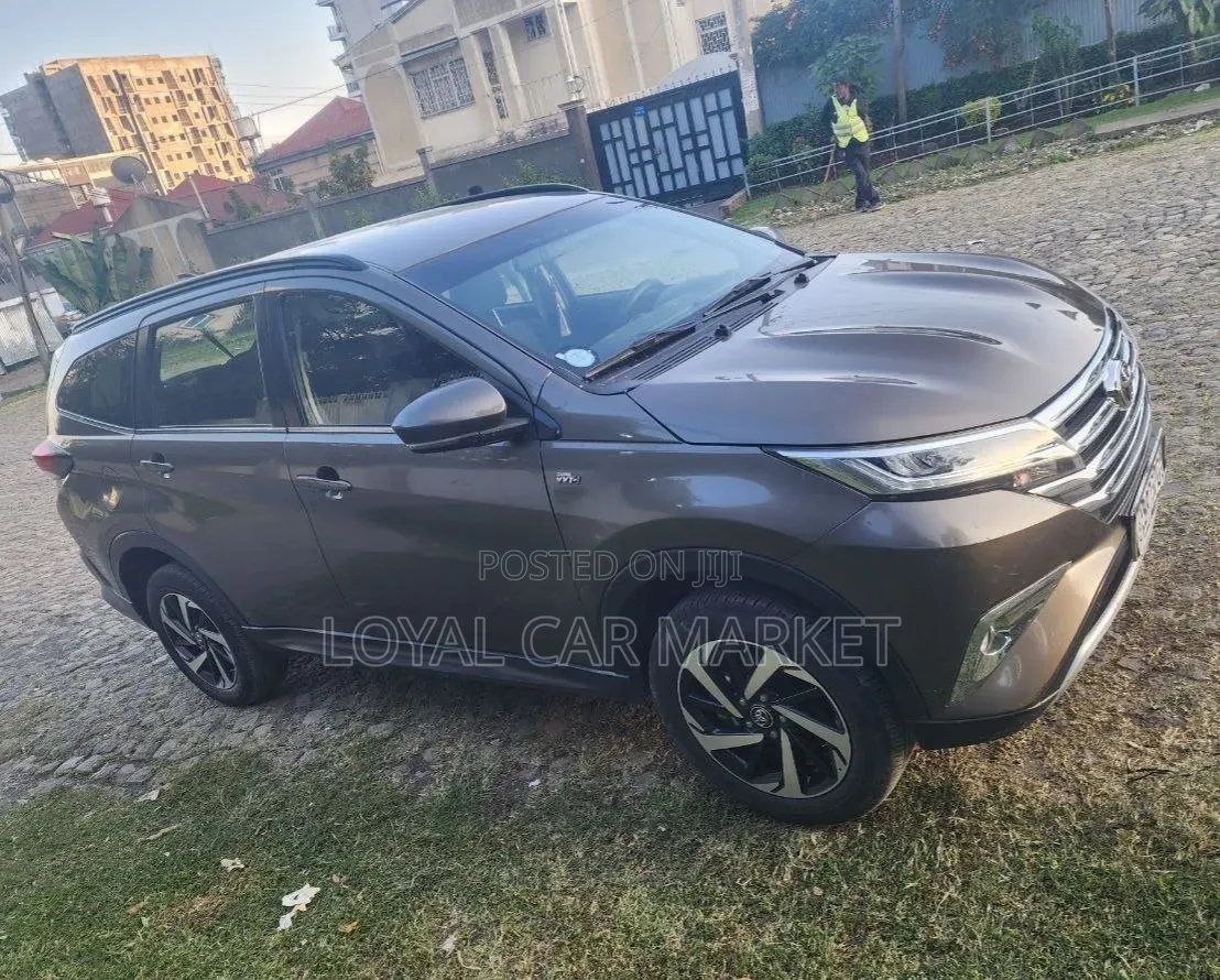 Toyota Rush 2021 Gray