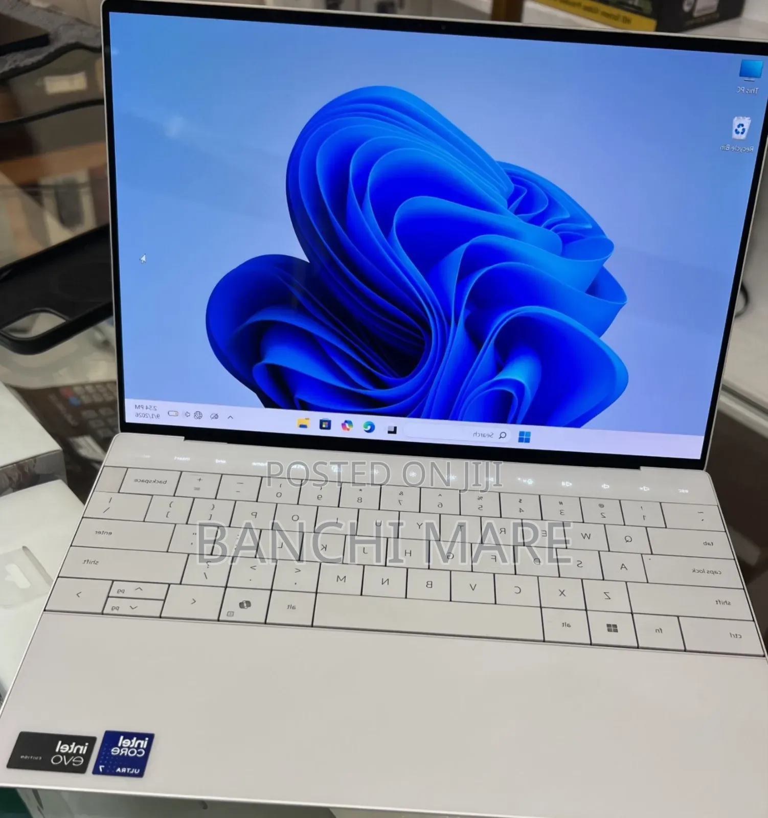 New Laptop Dell XPS 13 16GB Intel Core Ultra 7 SSD 512GB