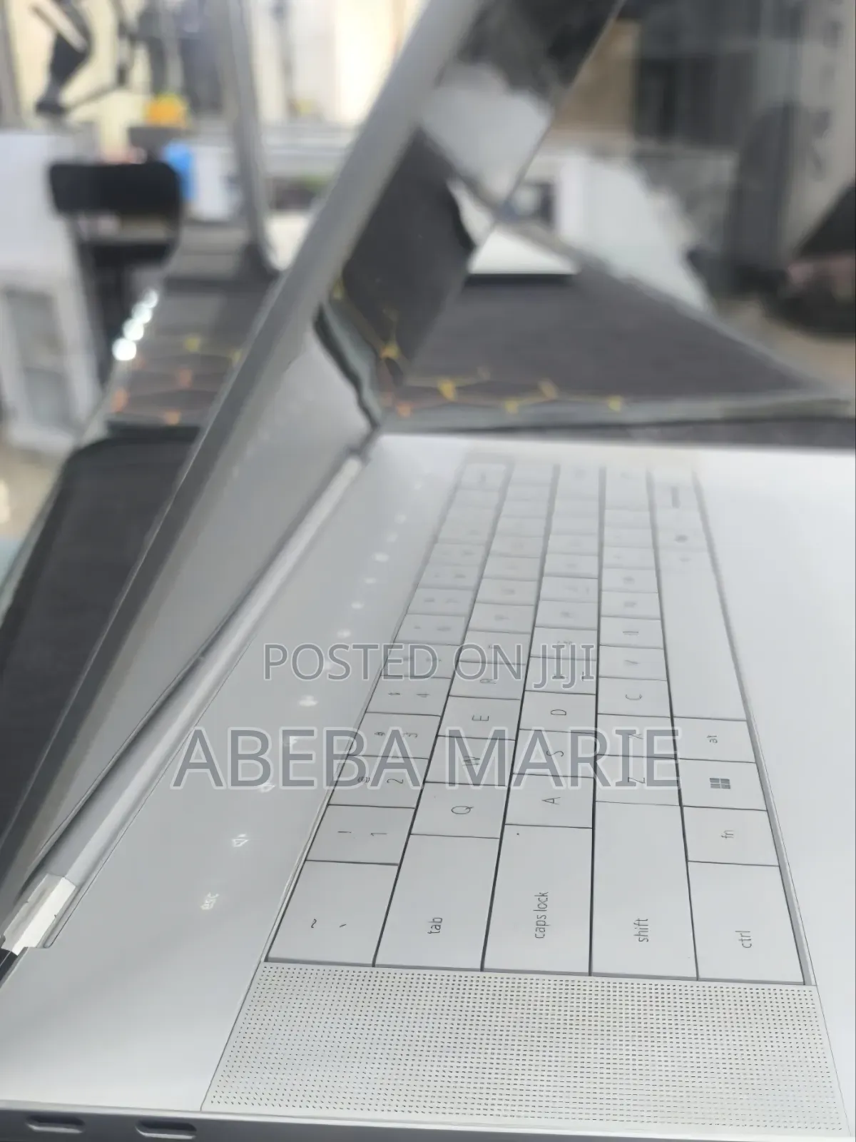 New Laptop Dell 32GB Intel Core Ultra 9 SSD 1T