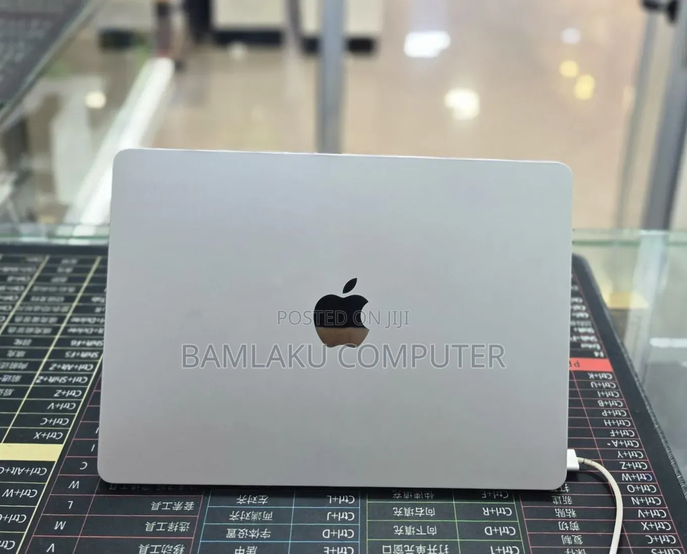 New Laptop Apple MacBook Air 2025 M4 16GB Apple M4 SSD 256GB