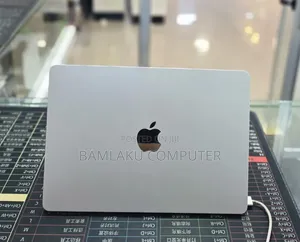 New Laptop Apple MacBook Air 2025 M4 16GB Apple M4 SSD 256GB