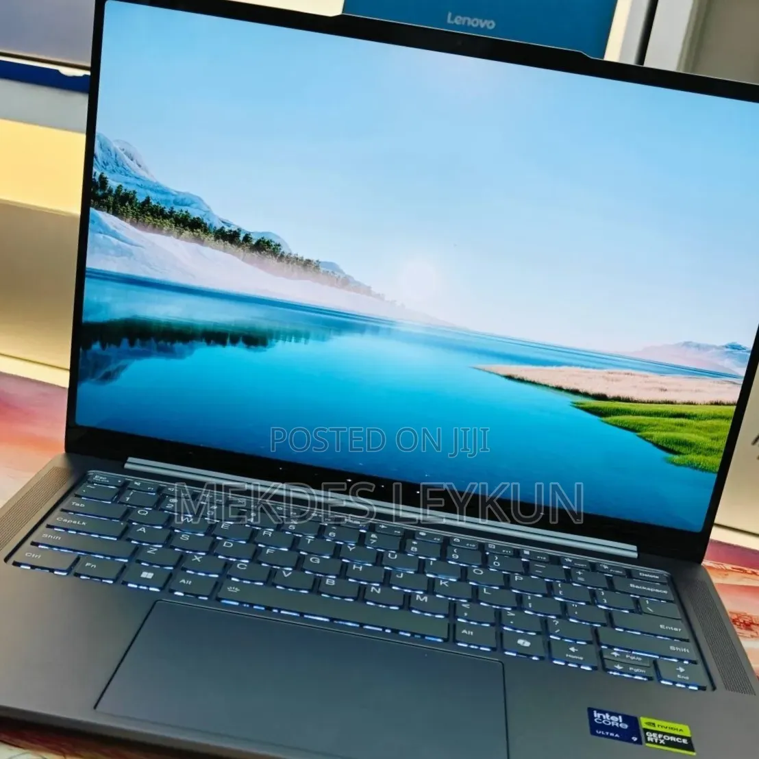New Laptop Lenovo Yoga Pro 9i Aura Edition 32GB Intel Core i9 SSD 512GB
