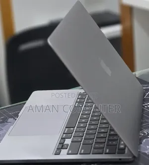 New Laptop Apple MacBook Pro 2020 M1 16GB Apple M1 SSD 256GB