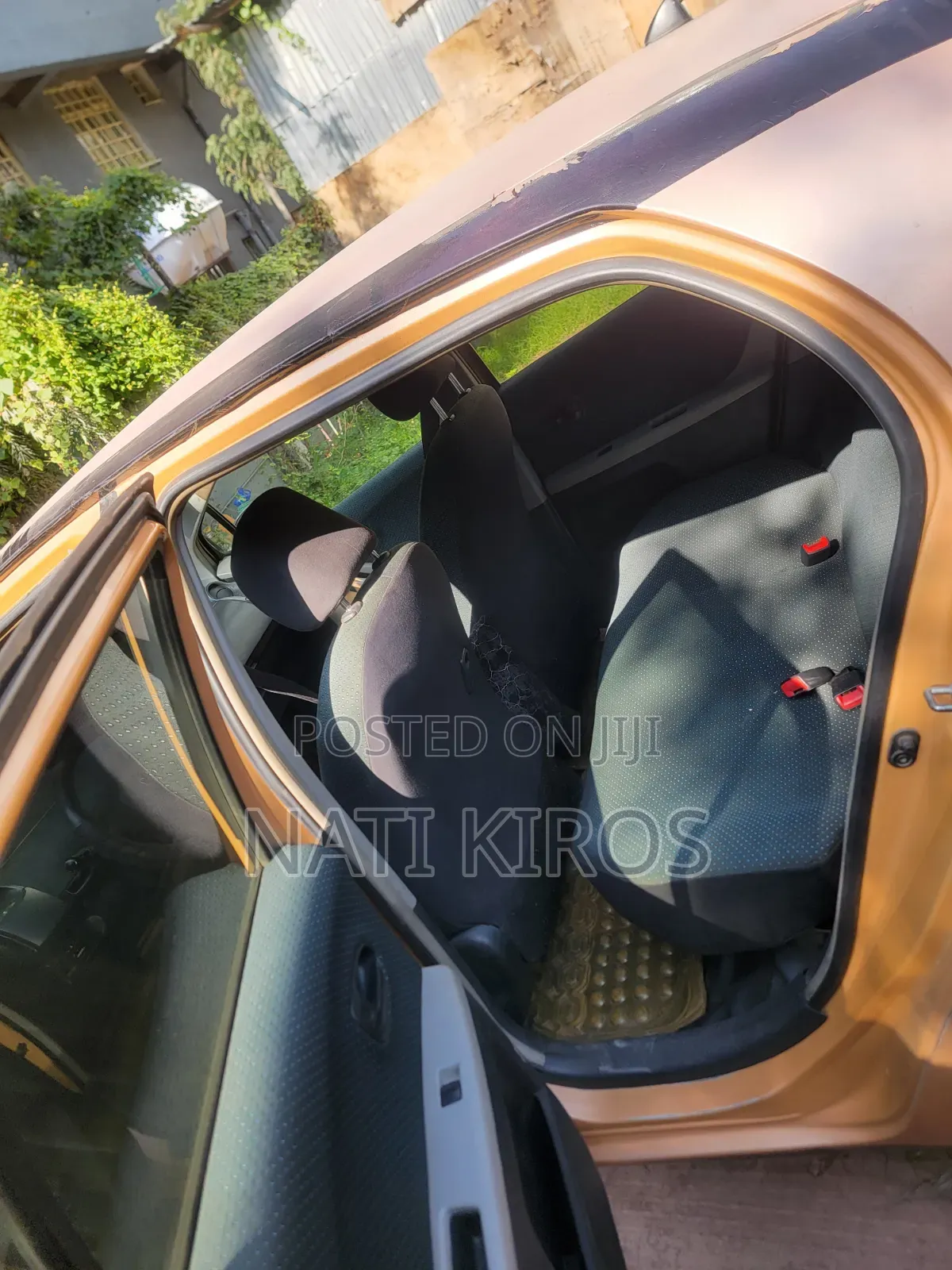 Toyota Yaris 2005 Orange