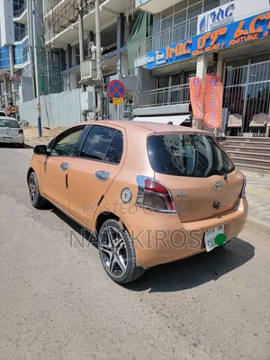 Toyota Yaris 2005 Orange