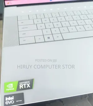 New Laptop Dell XPS 13 32GB Intel Core Ultra 9 SSD 1T