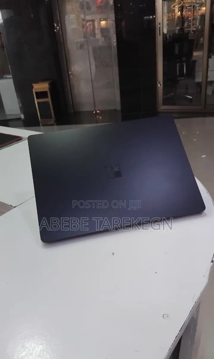 New Laptop Microsoft Surface Laptop 5 16GB Intel Core i7 SSD 256GB