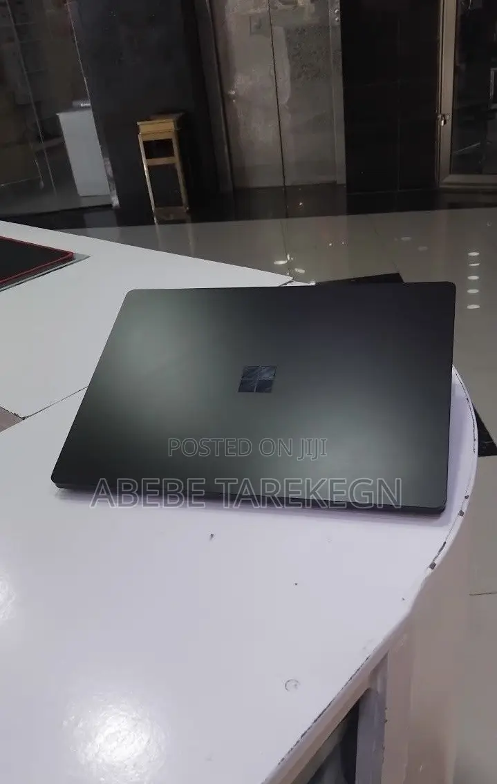 New Laptop Microsoft Surface Laptop 5 16GB Intel Core i7 SSD 256GB