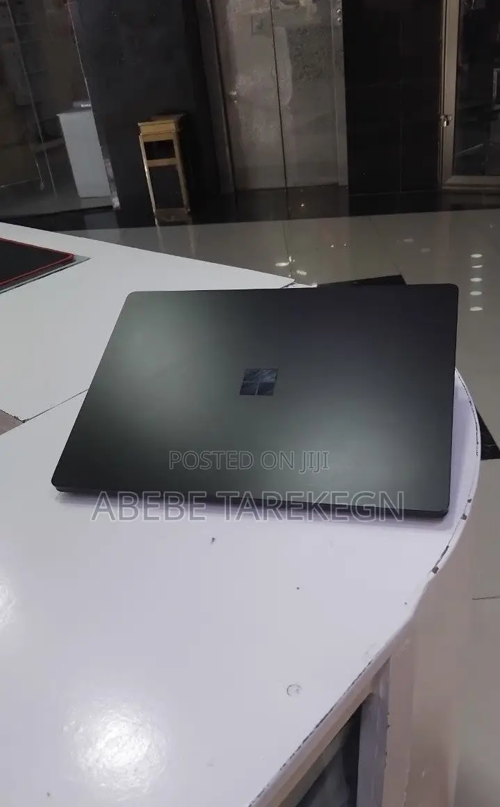 New Laptop Microsoft Surface Laptop 5 16GB Intel Core i7 SSD 256GB