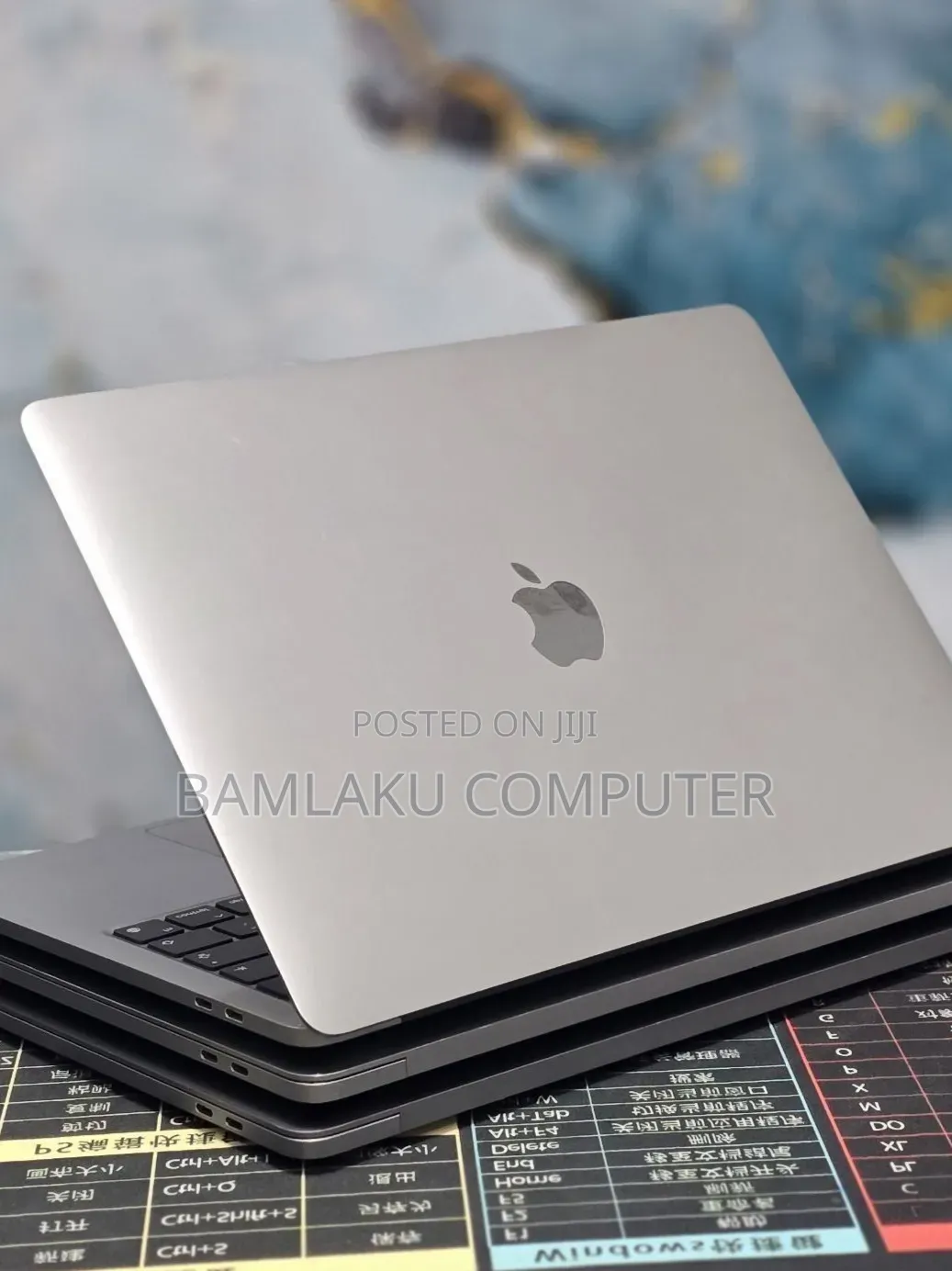New Laptop Apple MacBook Pro 2020 M1 8GB Apple M1 Pro SSD 512GB