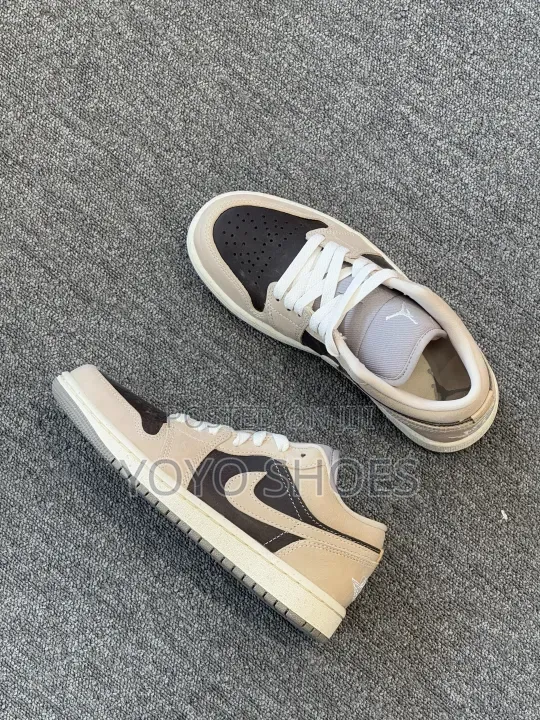 Jordan 1 Low SE "Enigma Stone/Pale Ivory" Unisex Fashion