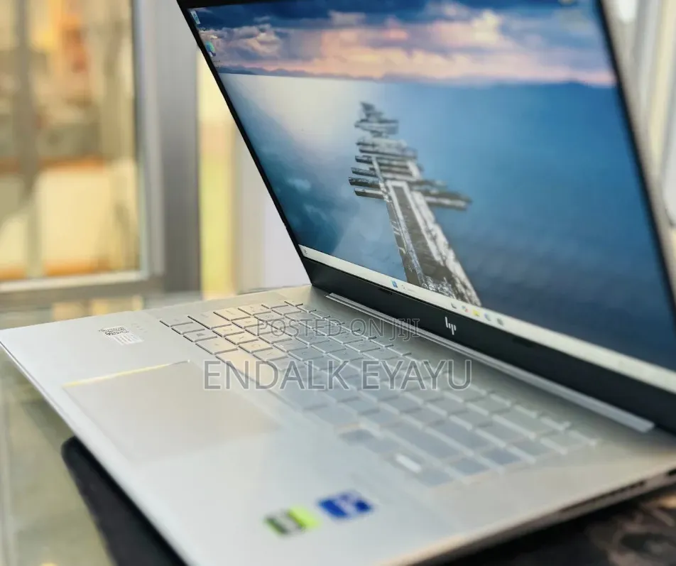 New Laptop HP Envy 15 16GB Intel Core i7 SSD 512GB
