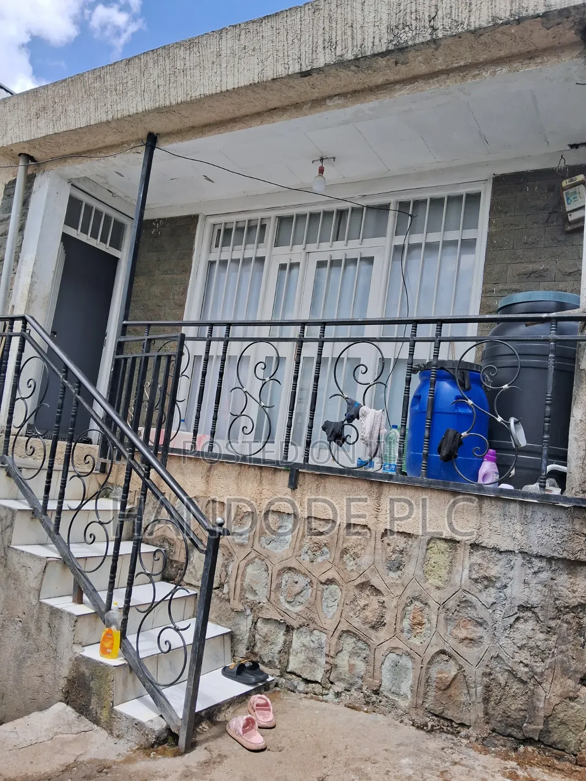 Furnished 2bdrm House in Shegere, Oromia-Finfinne for sale