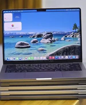 New Laptop Apple MacBook Pro 2021 M1 16GB Apple M1 Pro SSD 512GB