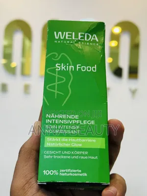 Weleda Skin Food With 100% Natural Plant Extracts Like Rosemary