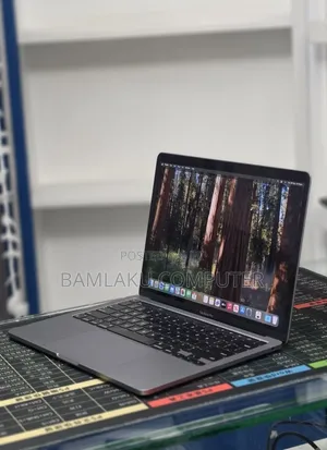 New Laptop Apple MacBook Pro 2020 M1 16GB Apple M1 Pro SSD 512GB