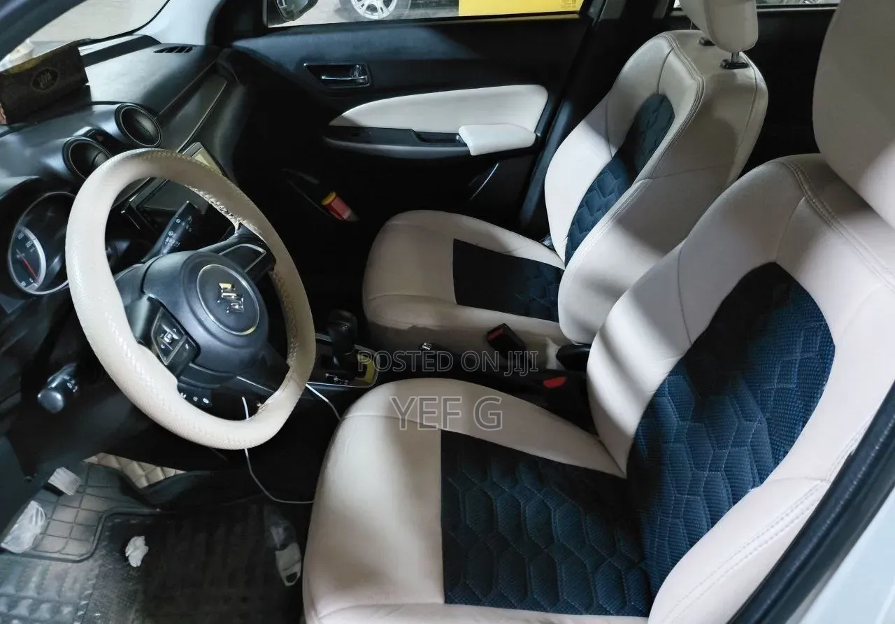 Suzuki Swift 2022 Gray
