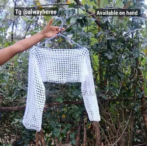 ኪሮሽ Shrug Handmade