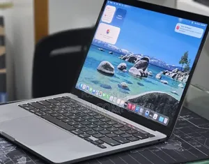 New Laptop Apple MacBook Pro 2020 16GB Apple M1 Pro SSD 256GB