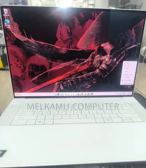 New Laptop Dell XPS 15 32GB Intel Core Ultra 9 SSD 1T