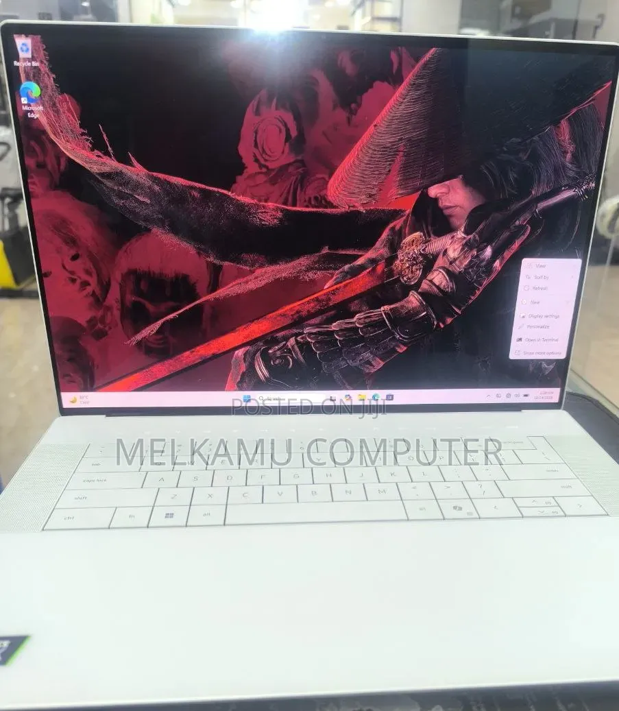 New Laptop Dell XPS 15 32GB Intel Core Ultra 9 SSD 1T