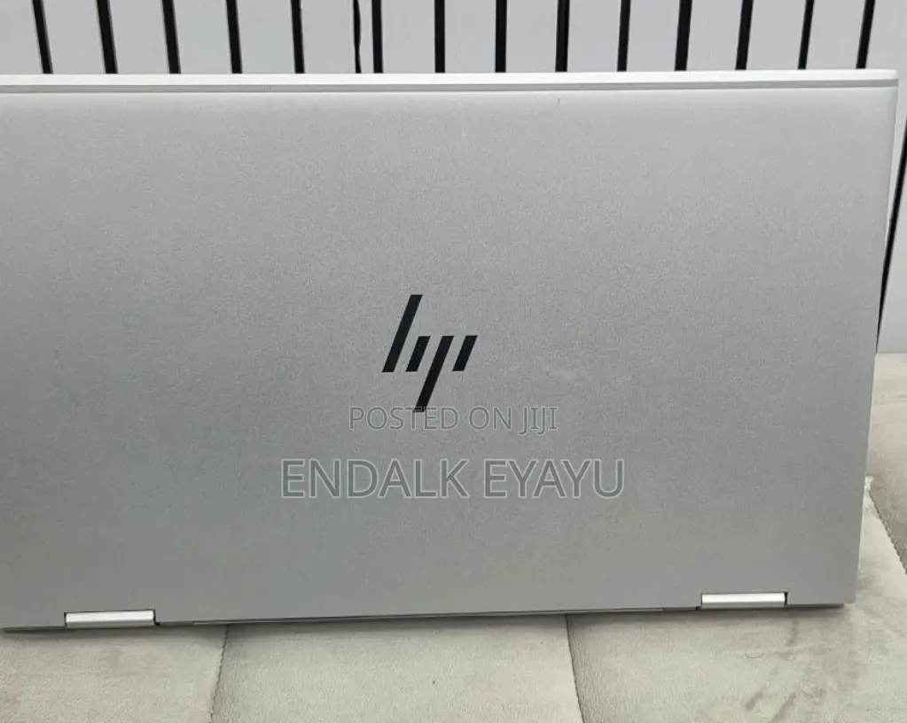 New Laptop HP EliteBook 1040 G8 16GB Intel Core i7 SSD 512GB