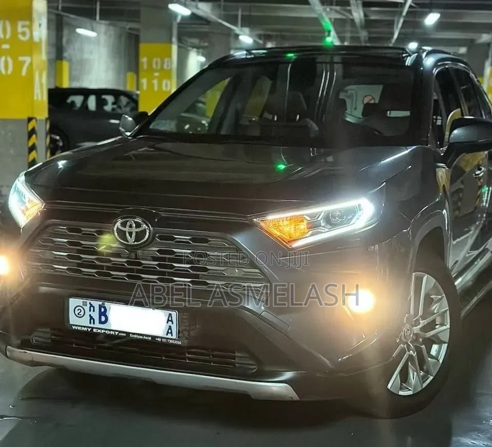 Toyota RAV4 2020 Black