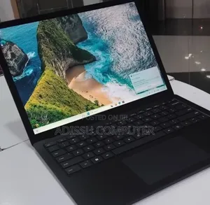 New Laptop Microsoft Surface 16GB Intel Core i7 SSD 512GB