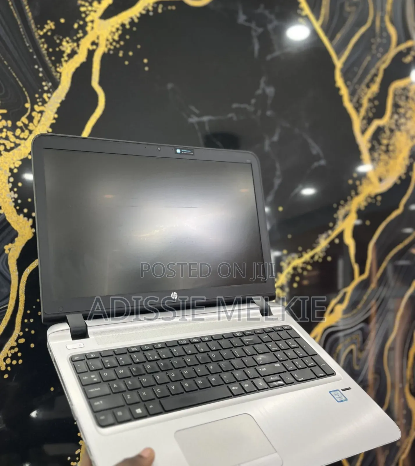 New Laptop Apple MacBook Pro 8GB Intel Core i7 SSD 512GB