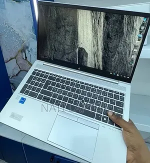 New Laptop HP EliteBook 850 G8 16GB Intel Core i5 SSD 512GB