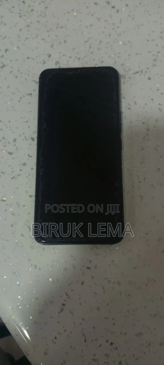 Tecno Spark 8C 64 GB Black