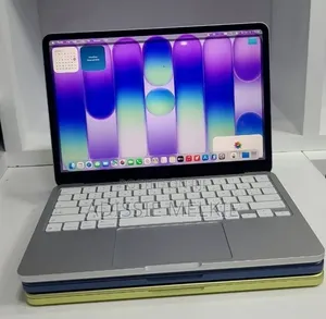 New Laptop Apple 8GB SSD 256GB