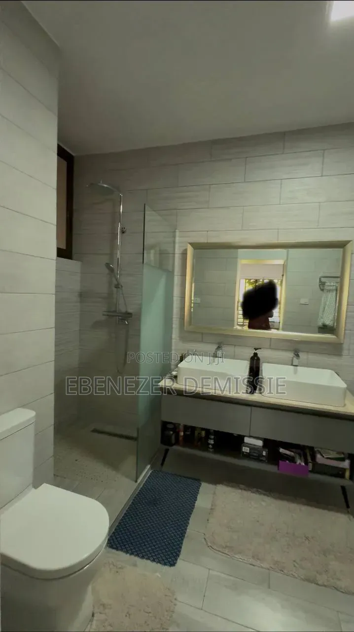Furnished 6bdrm House in Yeka for rent