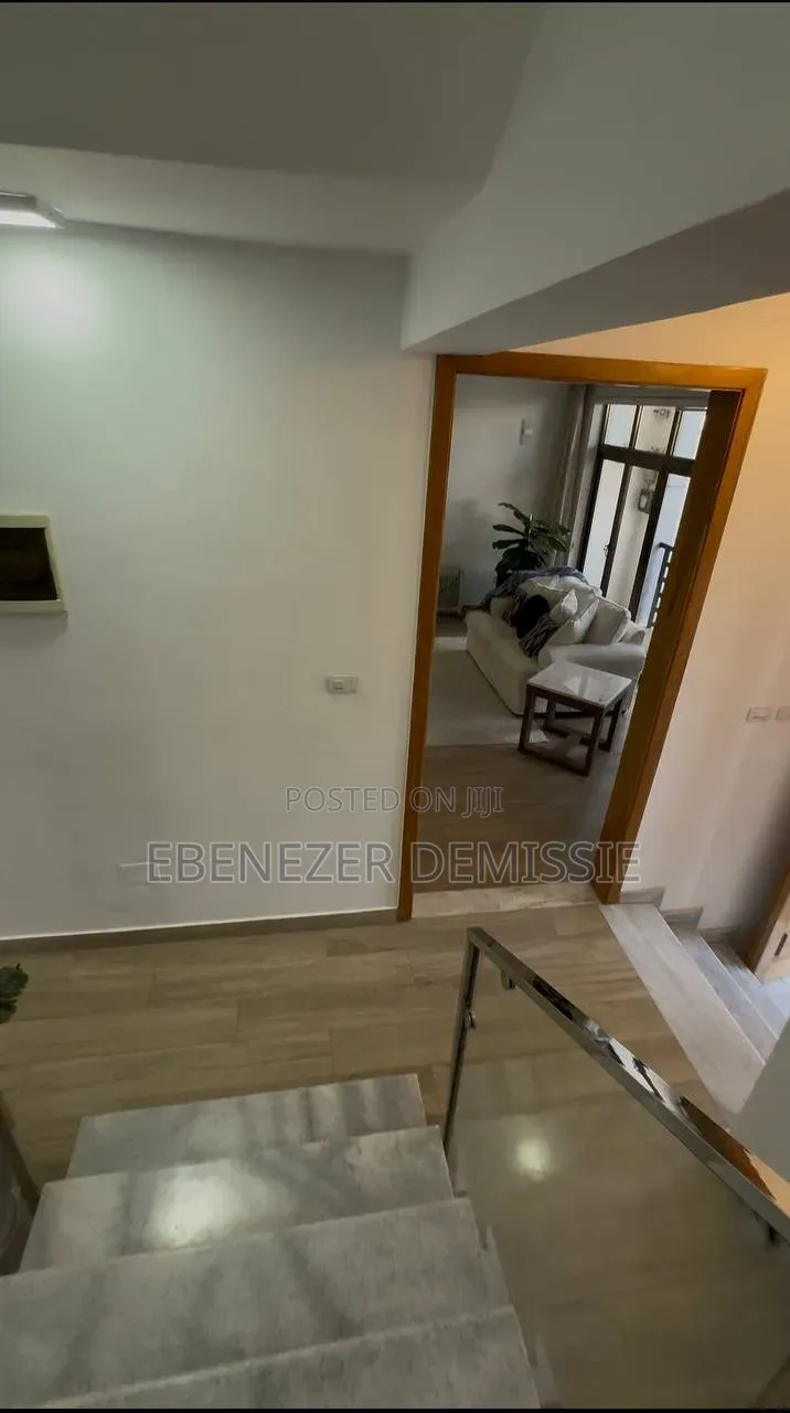 Furnished 6bdrm House in Yeka for rent