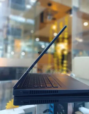 New Laptop Dell Latitude 14 E5470 4GB Intel Core i3 SSD 128GB