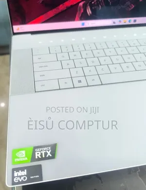 New Laptop Dell XPS 15 32GB Intel Core Ultra 9 SSD 1T