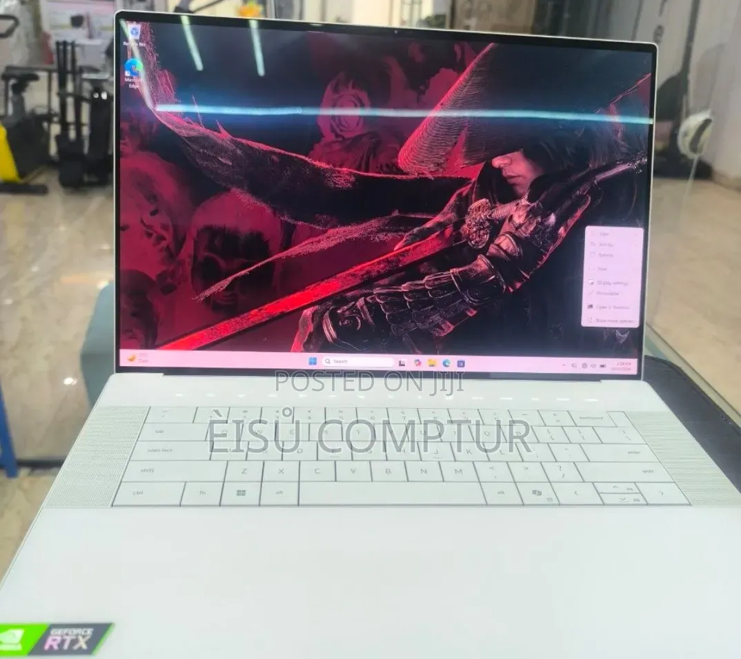New Laptop Dell XPS 15 32GB Intel Core Ultra 9 SSD 1T