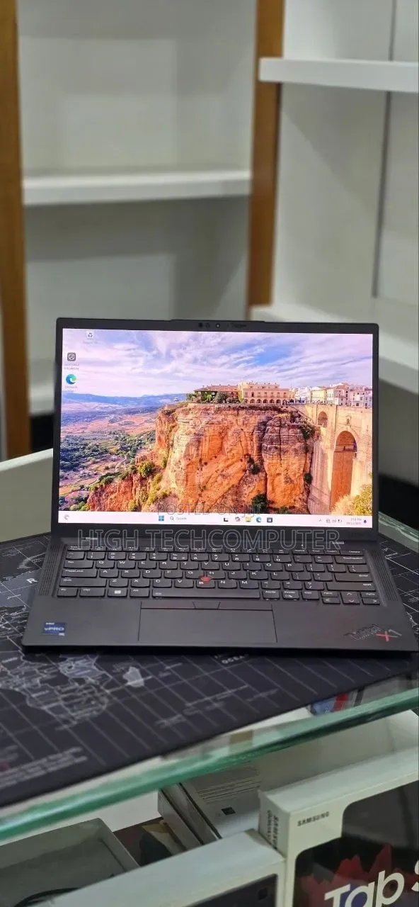 New Laptop Lenovo ThinkPad X1 Carbon 16GB Intel Core i7 SSD 512GB