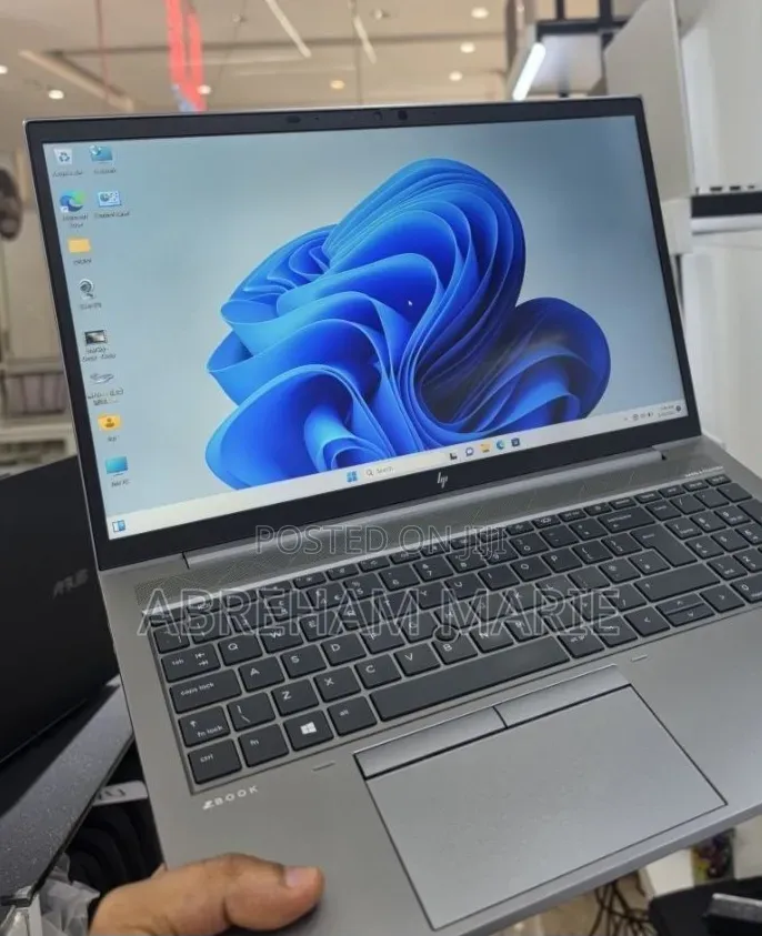 New Laptop HP ZBook Fury 16 G9 16GB Intel Core i7 SSD 512GB