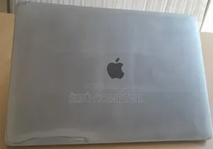 New Laptop Apple MacBook 2016 16GB Intel Core i7 SSD 512GB