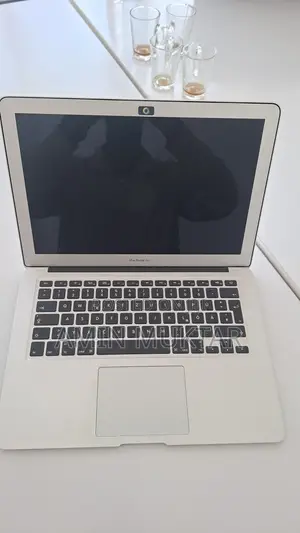Laptop Apple MacBook 2016 8GB Intel Core i5 SSD 128GB
