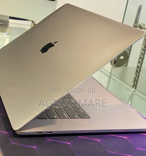 New Laptop Apple MacBook Pro 2019 32GB Intel Core i9 SSD 512GB